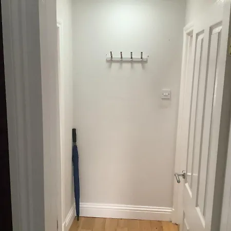 Cheerful One Bedroom With Parking Space. *