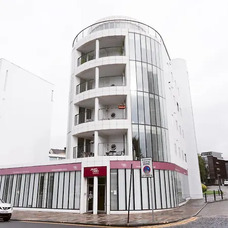 Apartment Pass The Keys Stylish 2bed Unit