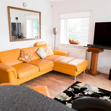 Pass The Keys Stylish 2bed Unit