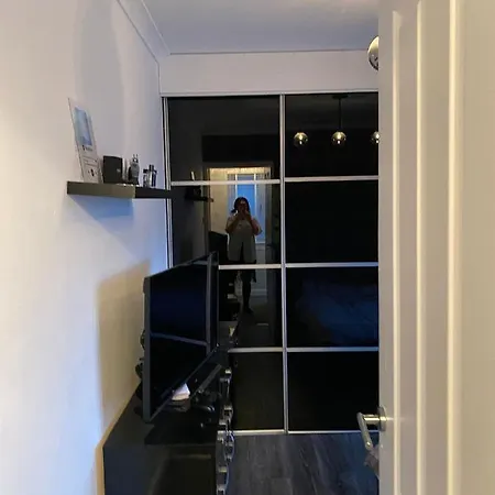 Entire 4 Bedroom House For Rent Through Cop 26 Villa Glasgow