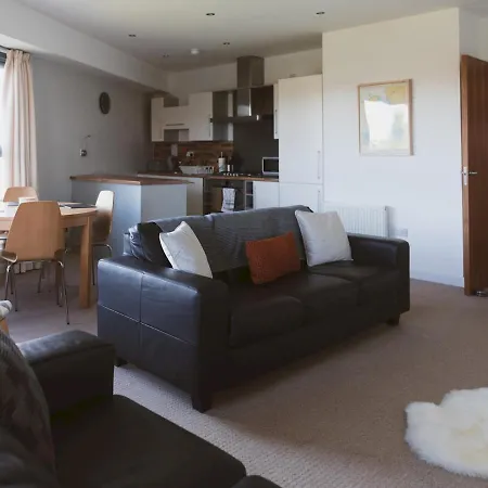 Apartamento Lovely 2-bed Flat Harbour Free Parking - Pass The Keys
