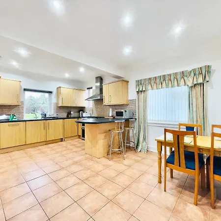 Millerston House * グラスゴー