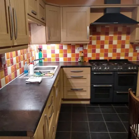 Bed & Breakfast Citybnbs At Cessnock Subway&Sechydro Glasgow