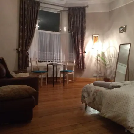 Citybnbs At Cessnock Subway&Sechydro Bed & Breakfast