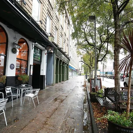 Guest house City *