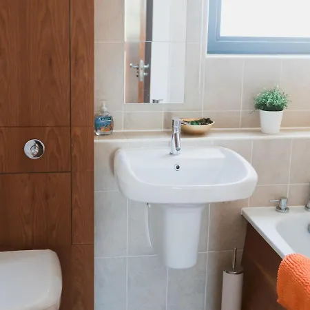 Apartment Lovely 2-bed Flat Harbour Free Parking - Pass The Keys