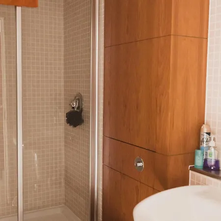 Apartment Pass The Keys Lovely 2-bed Flat Harbour Free Parking Glasgow