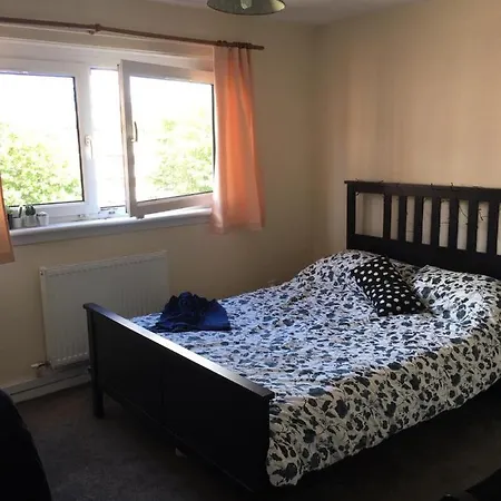 Cosy Double Bedroom In Centre Glasgow