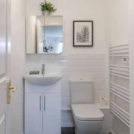 Luxury Flat In The Heart Of The Westend * 格拉斯哥
