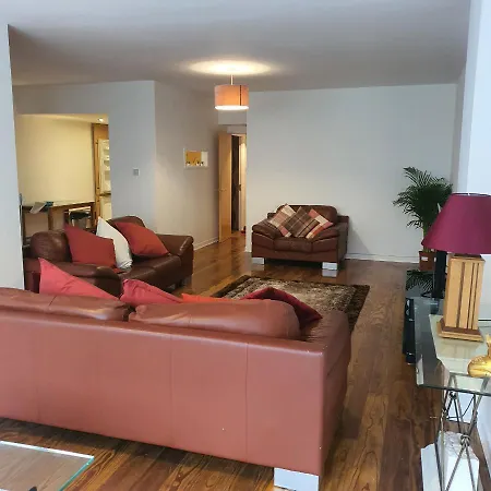 Apartment Modern Apt @tramway Theatre Glasgow