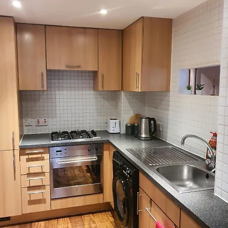 Apartment Modern Apt @tramway Theatre *