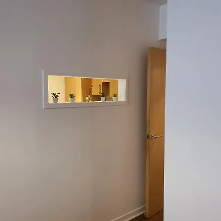 Modern Apt @tramway Theatre *