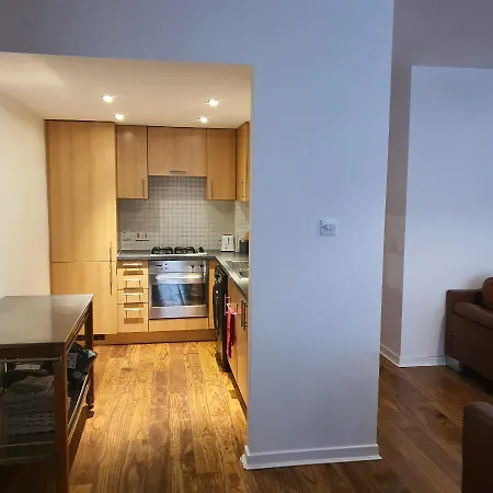 Apartment Modern Apt @tramway Theatre *