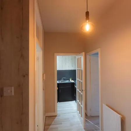 Bright Modern 2-bed Serviced In Heart Of West End Sse Hydro Botanic Gardens Apartment *