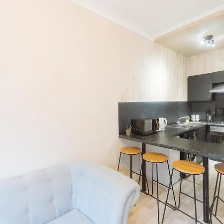 Apartment Bright Modern 2-bed Serviced In Heart Of West End Sse Hydro Botanic Gardens