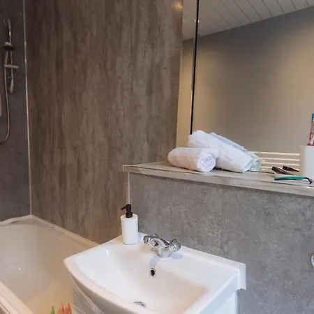 Apartament Bright Modern 2-bed Serviced In Heart Of West End Sse Hydro Botanic Gardens Glasgow