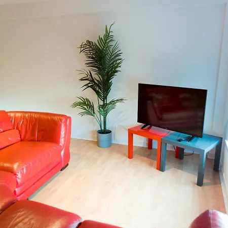 Pass The Keys 2-Bed Merchant City Glasgow G1 Apartment Glasgow