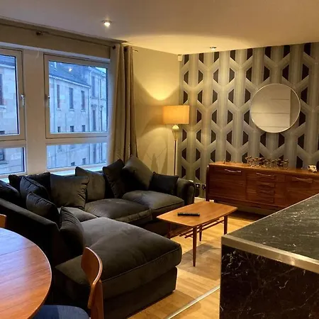 Apartment Stylish 2 Bed Accessible Flat Perfect Location *