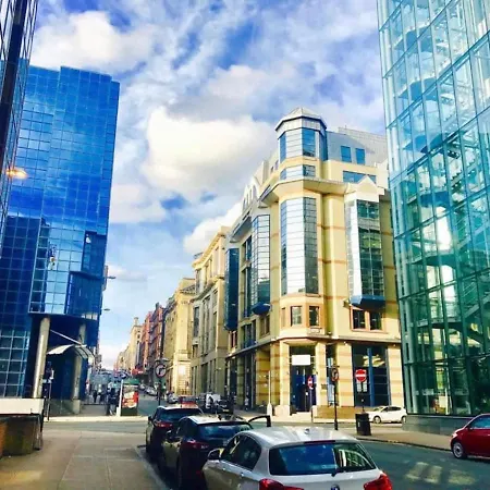 Centre G1 Penthouse With Riverviews - Duplex Apartment Glasgow