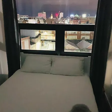 Apartment Centre G1 Penthouse With Riverviews - Duplex *