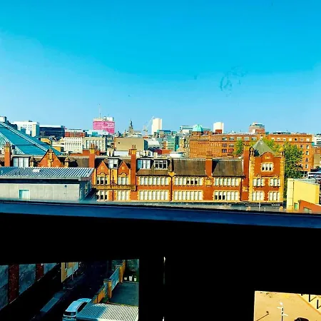 Centre G1 Penthouse With Riverviews - Duplex - 4 Bedrooms, 3 Bathrooms, Kitchen, 1 Living Room, 1 Dining Room, 2 Terraces, Parking, Floor, 2050 Sq Ft, Merchant Lejlighed Glasgow