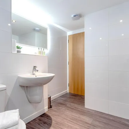 Executive 7 Apartment *