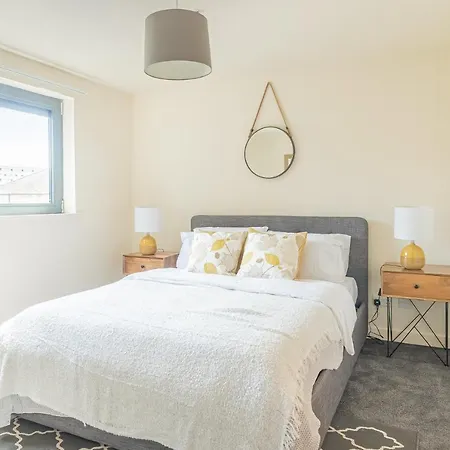 Charming Westend/city Centre Appartement