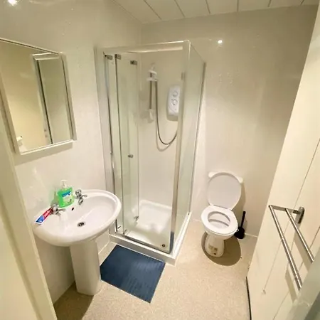 בית הארחה Midlockhouse 3*