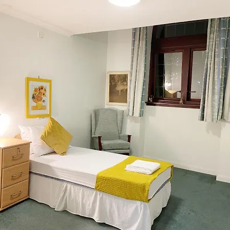 Cozy Nights 2 Aparthotel Glasgow
