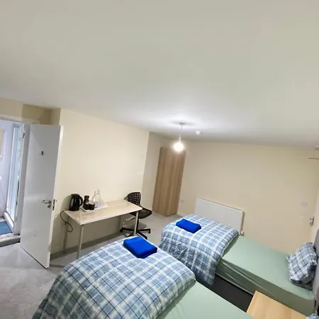 Guest house Midlockhouse 3*
