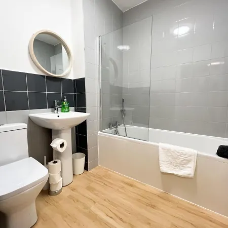 2 Bedroom * Γλασκώβη