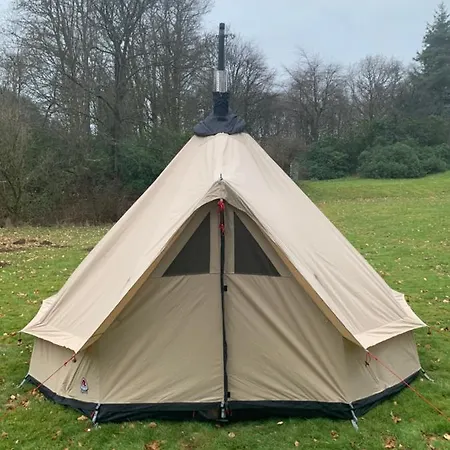 The West Highland Way Pitches Hotel