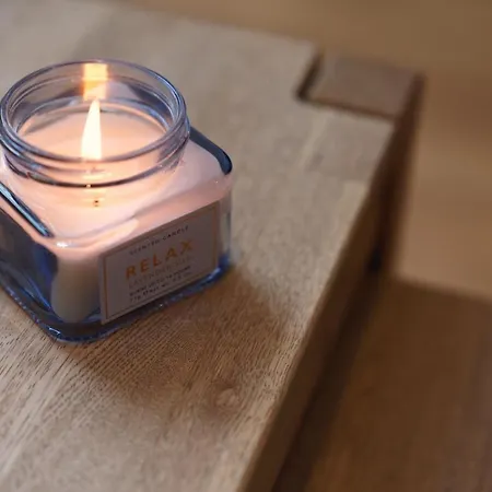 Centre With Free Secure Underground Parking Appartement *