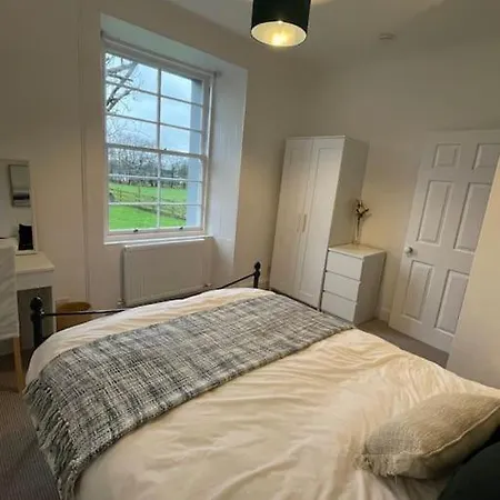 Holiday home A Cosy Two-bedroom Near Loch Lomond Glasgow