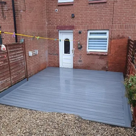 Modern House Close To アパート