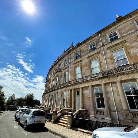 Apartment Principal - Crown Circus Duplex