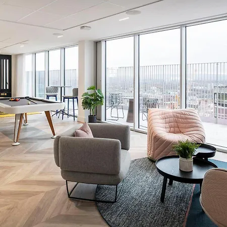 Student Only - Modern Studio Apartments In Glasgow 아파트 *