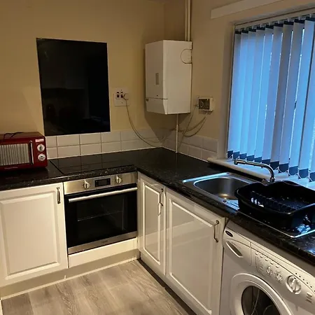 Riverside/hydro With Parking