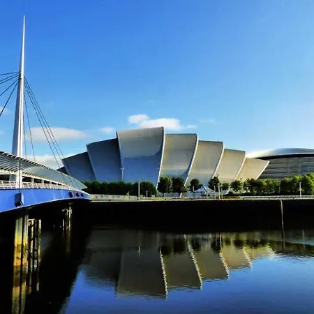 The Perfect Break, Harbour Apartment Glasgow