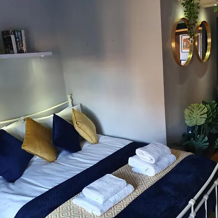 Apartmán Cosy 3 Bedroom Flat In Centre