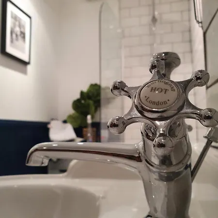 아파트 Cosy 3 Bedroom Flat In Centre 글라스고