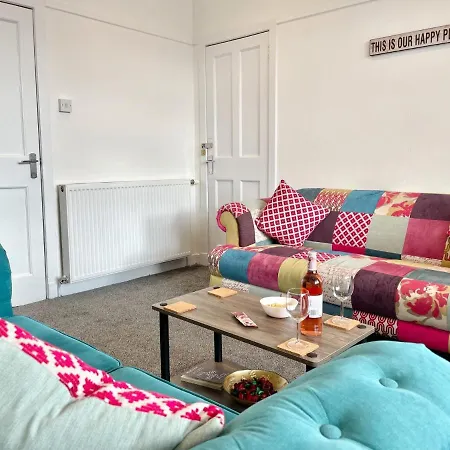 Bella House - 3 Bed House In Apartment *
