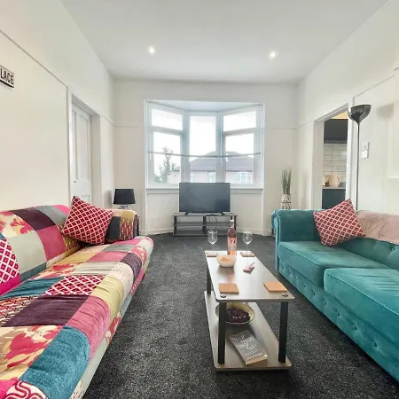 Bella House - 3 Bed House In Apartment Glasgow