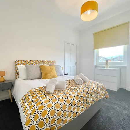 Bella House - 3 Bed House In Glasgow