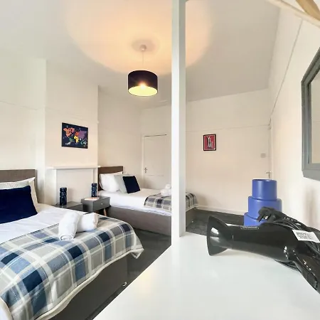 Apartment Bella House - 3 Bed House In Glasgow