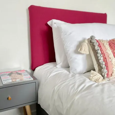 Apartment Bella House - 3 Bed House In *