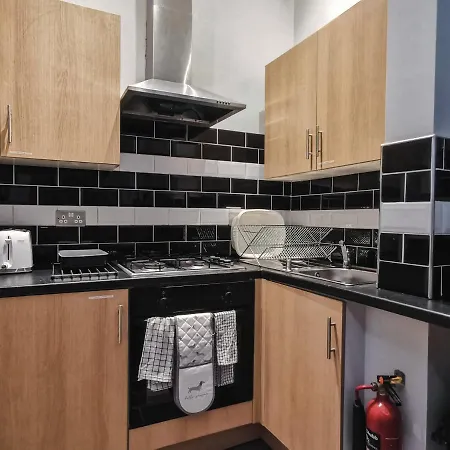 アパート 3 Bed In The Heart Of Westend Of グラスゴー