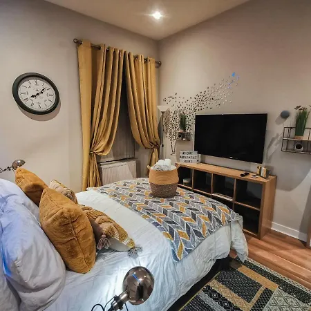 公寓 Luxurious 3 Bedroom Apartment: Heart Of Westend *