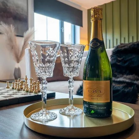 The Arran - Your Stylish Scottish Getaway! Apartment *