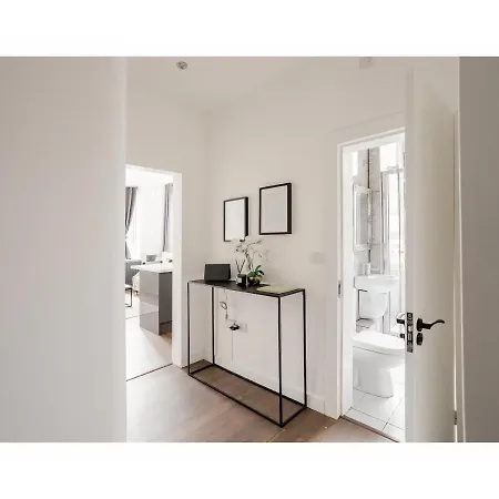 Vibrant Art Deco Inspired Serviced Appartamento Glasgow